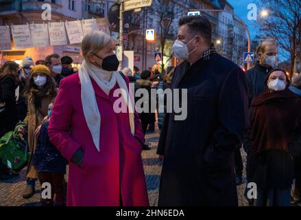 14 February 2022, Berlin: Marianne Birthler (l), civil rights activist and former federal commissioner for the Stasi files of the former GDR, and Andreas Geisel (SPD), urban development senator, stand in front of the Gethsemanekirche during a rally. 100 people from politics, culture, society and the Gethsemanekiez sign a declaration of democracy. Under the motto 'Live public spirit. Protect democratic values', the neighborhood initiative stands up against conspiracy narratives and the appropriation of the Gethsemanekirche by lateral thinkers in Prenzlauer Berg. Photo: Christophe Gateau/dpa Stock Photo