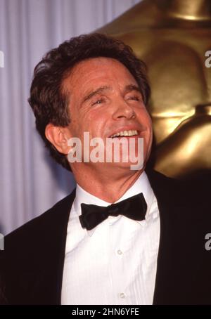 Warren Beatty at the 62nd Annual Academy Awards at Music Center in Los Angeles, California March 26, 1990  Credit: Ralph Dominguez/MediaPunch Stock Photo