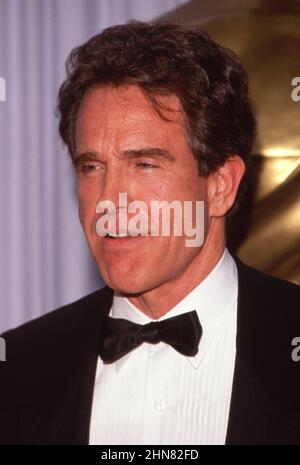 Warren Beatty at the 62nd Annual Academy Awards at Music Center in Los Angeles, California March 26, 1990  Credit: Ralph Dominguez/MediaPunch Stock Photo