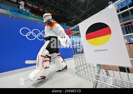 Peking, China. 15th Feb, 2022. Olympics, ice hockey, quarterfinal qualification, Slovakia - Germany at the National Indoor Stadium, goalkeeper Danny aus den Birken before the game. Credit: Peter Kneffel/dpa/Alamy Live News Stock Photo