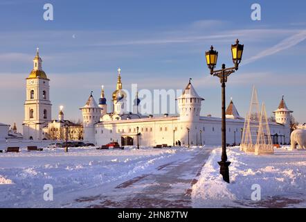 Tobolsk Kremlin in winter. Guest Yard, domes of the St. Sophia Assumption Cathedral and bell towers, ancient Russian architecture of the XVII century Stock Photo