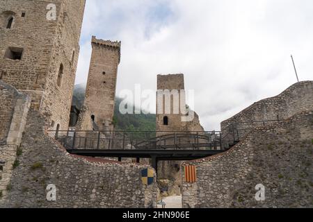 Cantello-Caldora Castle, Medieval village, Pacentro, Abruzzo, Italy, Europe Stock Photo