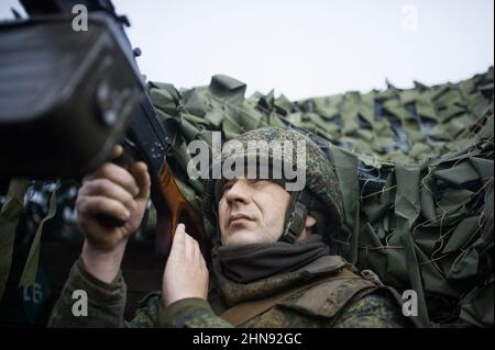 Pro-Russian Serviceman on the observation post watching for a Ukrainian drone on positions of the people's militia of the Donetsk People's Republic, Donbas, Ukraine on February 10, 2022. Russia said on February 15 it is pulling back some of its troops from near Ukraine after a build-up raised fears of an invasion. The defence ministry said that large-scale drills continued but that some units were returning to their bases. Ukraine warned to wait to see proof of the pull-out, saying 'when we see the withdrawal, then we'll believe the de-escalation'. Photo by Svetlana Kisileva/ABACAPRESS.COM Stock Photo