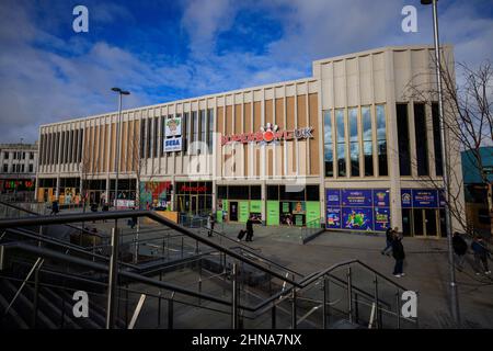 The Glass Works Barnsley is a development in Barnsley town centre which contains a shopping mall, restaurants, a cinema and a bowling alley. Barnsley Stock Photo