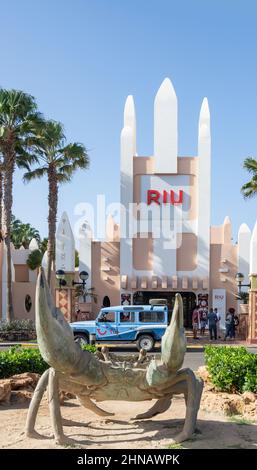 Entrance to Rui Funana Hotel, Santa Maria, Sal, República de Cabo (Cape Verde) Stock Photo