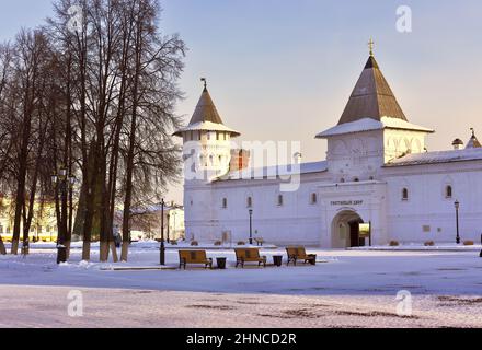 Tobolsk, Siberia, Russia-01.06.2021: Tobolsk Kremlin in winter. Towers of 'Guest yard'. Old Russian architecture of the XVIII century in the first cap Stock Photo