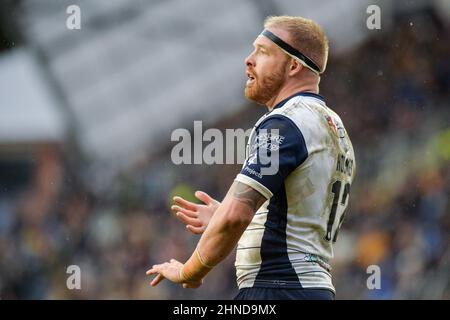 Leeds, England - 12 February 2022 - Oliver Holmes of Warrington Wolves during the Rugby League Betfred Super League Round 1 Leeds Rhinos vs Warrington Wolves at Emerald Headingley Stadium, Leeds, UK  Dean Williams Stock Photo