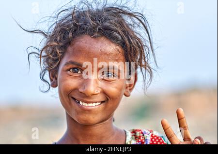 India Rajasthan jaisalmer. Portrait of a smiling girl Stock Photo