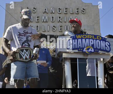 Los Angeles Rams linebacker Von Miller (40) holds up the Lombardi