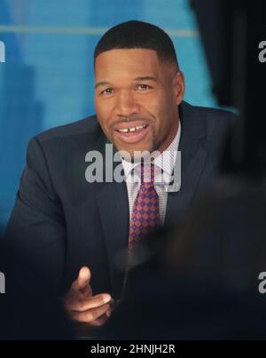 New York - NY - 20220106-Good Morning America Hosts During Daily