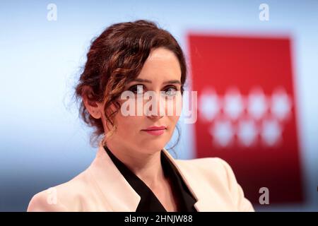 Madrid, Spanien. 17th Feb, 2022. Madrid, Spain; 17.02.2022.- Isabel Diaz Ayuso, president of the Community of Madrid, appears before the press because the leadership of her party, the Popular Party (PP), headed by Pablo Casado, is investigating whether Ayuso favored her brother in a public contract. Credit: Juan Carlos Rojas/dpa/Alamy Live News Stock Photo
