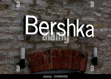 Tallinn, Estonia - January 22, 2022: Bershka shop logo on a brick wall Stock Photo