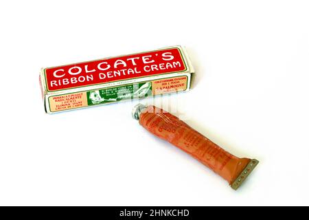 Vintage 1910s COLGATE'S Ribbon Dental Cream Toothpaste Stock Photo - Alamy