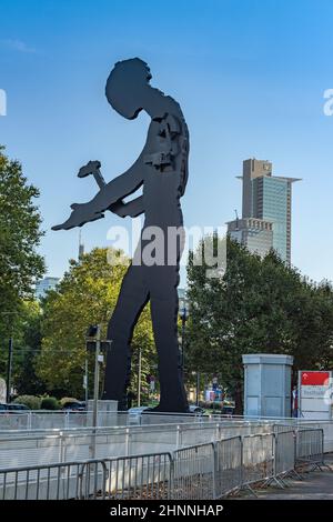 The kinetic sculpture Hammering Man by Jonathan Borofsky, Frankfurt, Germany Stock Photo