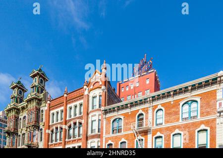 SAN DIEGO, USA - JUNE 11: facade of historic houses in the gaslamp ...