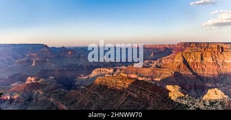 fantastic view into the grand canyon from mathers point, south rim Stock Photo