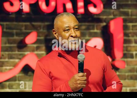 St. Louis, USA. 17th Feb, 2022. Former St. Louis Cardinals shortstop and member of the National Baseball Hall of Fame, Ozzie Smith introduces members of the 1982 World Champion St. Louis Cardinals infield during a PGA Reach event, at Ballpark Village in St. Louis on Thursday, February 17, 2022. Photo by Bill Greenblatt/UPI Credit: UPI/Alamy Live News Stock Photo