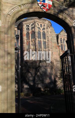 A colour photograph of 'new king's', Aberdeen University, Aberdeen.  Taken through a stone archway. Stock Photo