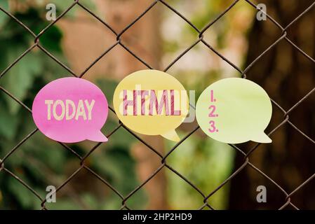Conceptual caption Html, Word Written on the lingua franca for publishing hypertext on the World Wide Web Thinking New Bright Ideas Renewing Creativit Stock Photo