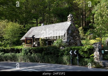 The Ugly House at Betws-Y-Coed in North Wales is an unusual cottage constructed of large boulders and home to a characterful tea room. Stock Photo