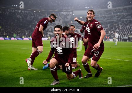 Torino FC players celebrate during the Serie A 2020/21 match between Torino  FC and Benevento Calcio at Stadio Olimpico Grande Torino on May 23, 2021 in  Turin, Italy - Photo ReporterTorino / LiveMedia Stock Photo - Alamy