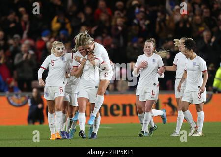 MIDDLESBROUGH, UK. FEB 17TH England's Millie Bright celebrates with Alex Greenwood and Rachel Daly after scoring during the Arnold Clark Cup match between England Women and Canada at the Riverside Stadium, Middlesbrough on Thursday 17th February 2022. (Credit: Mark Fletcher | MI News) Credit: MI News & Sport /Alamy Live News Stock Photo