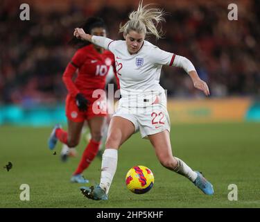 MIDDLESBROUGH, UK. FEB 17TH Alessia Russo of England during the Arnold Clark Cup match between England Women and Canada at the Riverside Stadium, Middlesbrough on Thursday 17th February 2022. (Credit: Mark Fletcher | MI News) Credit: MI News & Sport /Alamy Live News Stock Photo