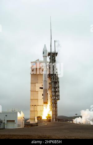 NASA’s Landsat 9 satellite launches on a United Launch Alliance Atlas V 401 rocket from Space Launch Complex 3 at Vandenberg Space Force Station in California on Sept. 27, 2021. Launch time was 2:11 p.m. EDT (11:11 a.m. PDT). The launch is managed by NASA’s Launch Services Program, based at the agency’s Kennedy Space Center in Florida. Landsat 9 will join its sister satellite, Landsat 8, in orbit in collecting images from across the planet every eight days. Stock Photo