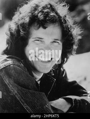 Publicity photo of singer, songwriter and musician David Gates ca. 1975 Stock Photo