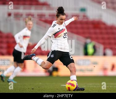 Middlesborough, England, February 17th 2022: Lina Magull (20 Germany) shoots the ball (action) during the Arnold Clark Cup football match between Germany and Spain at Riverside Stadium in Middlesborough, England.  Daniela Porcelli /SPP Stock Photo