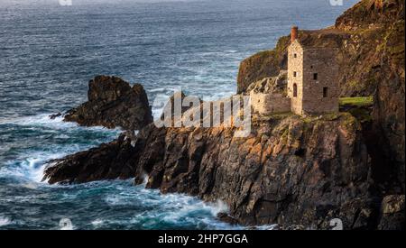 The Crowns Engine House Botallack Mine Cornwall Stock Photo