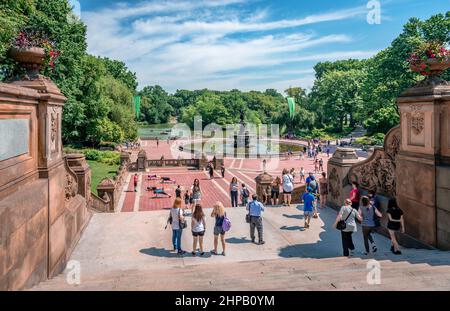 Bethesda Terrace and Fountain with its Angel of the Waters statue, overlooking the southern shore of the Lake in Central Park, Manhattan, NYC. Stock Photo