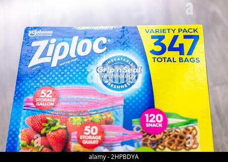 https://l450v.alamy.com/450v/2hpbdya/naples-usa-september-26-2021-sc-johnson-brand-sign-text-for-ziploc-product-for-grip-and-seal-bags-large-size-bought-at-costco-2hpbdya.jpg