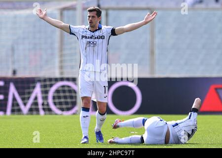 Florence, Italy. 20th Feb, 2022. Disappointment of Remo Freuler (Atalanta BC) during ACF Fiorentina vs Atalanta BC, italian soccer Serie A match in Florence, Italy, February 20 2022 Credit: Independent Photo Agency/Alamy Live News Stock Photo