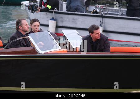 Actor Simon Pegg, Actress Rebecca Ferguson and actor Tom Cruise during the shooting of mission impossible 7 in venice Stock Photo