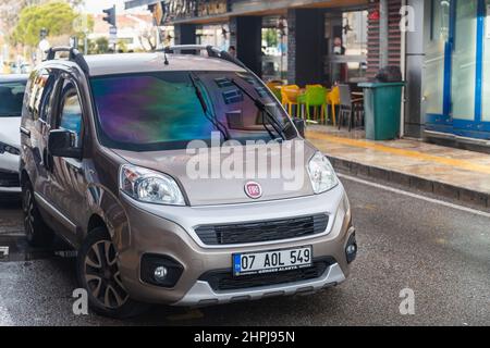 Side Turkey March 01 2022 gray Fiat Fiorino is parking on the street on a  summer day against the backdrop of a shop , park 8729339 Stock Photo at  Vecteezy