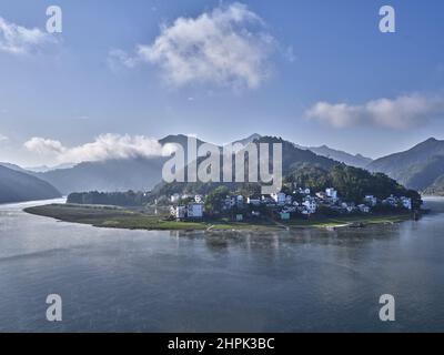 Rapidly huangshan city in anhui province and the deep cross the town of scenery Stock Photo