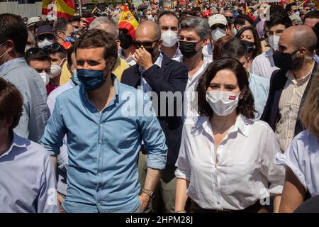 Madrid, Madrid, Spain. 13th June, 2021. Pablo Casado and Isabel Diaz Ayuso take part at the demonstration against the pardons by the Spanish government of the Catalan political prisoners convicted for the ''process'' in the Plaza de Colon in Madrid. The demonstration was attended by representatives of the political parties PP, VOX and Ciudadanos. (Credit Image: © Alvaro Laguna/Pacific Press via ZUMA Press Wire) Stock Photo