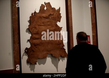 Madrid, Spanien. 22nd Feb, 2022. Madrid Spain; 02.22.2022.- Odio. Tracce/Huellas, artworks from Giorgio Persano gallery 1970-2021, exhibited at the Italian Institute of Culture in Madrid, within the framework of ARCO, Art Fair. Credit: Juan Carlos Rojas/dpa/Alamy Live News Stock Photo