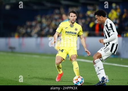 Vila-Real, Spain. 22nd Feb, 2022. Alfonso Pedraza (Villarreal) Football/Soccer : UEFA Champions League Round of 16 1st leg match between Villarreal CF 1-1 Juventus FC at the Estadio de la Ceramica in Vila-Real, Spain . Credit: Mutsu Kawamori/AFLO/Alamy Live News Stock Photo