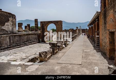 Italy, Campania, Pompeii, archeological site, Ruins of ancient Roman city Stock Photo
