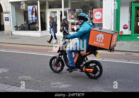 Just Eat eskuta SX 250 Delivery Bike Rider Stock Photo