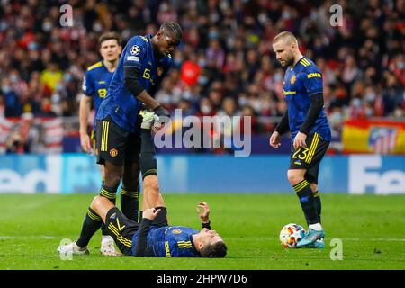 MADRID, SPAIN - FEBRUARY 23: Paul Pogba of Manchester United, Cristiano Ronaldo of Manchester United, Luke Shaw of Manchester United during the UEFA Champions League match between Club Atlético de Madrid and Manchester United at the Estadio Metropolitano on February 23, 2022 in Madrid, Spain (Photo by DAX Images/Orange Pictures) Stock Photo