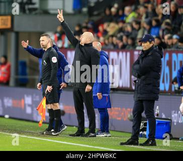 Burnley manager Sean Dyche with his players after the game during the ...