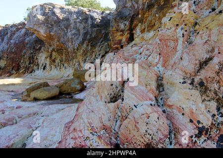 Rock formation on the beach, Darwin, Australia Stock Photo - Alamy