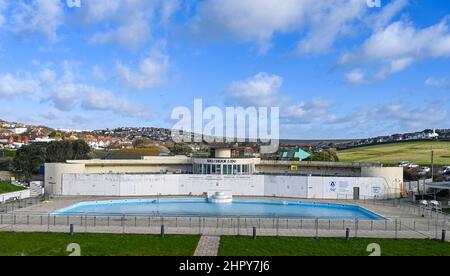 Saltdean Lido refurbished swimming pool with the Art Deco building designed by architect R.W.H. Jones still in need of work UK 2022 Stock Photo