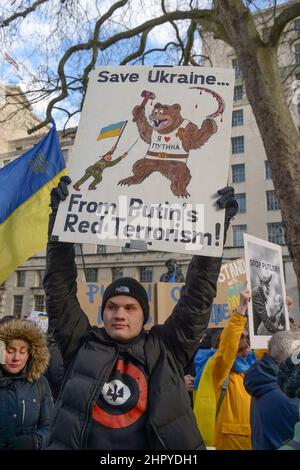 London, UK. 24th Feb, 2022. Protesters against the Russian invasion of the Ukraine at Westminster Credit: MARTIN DALTON/Alamy Live News