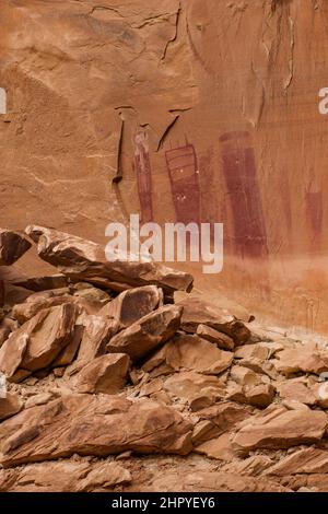 The Barrier Canyon Style pictographs in Black Dragon Canyon on the edge of the San Rafael Swell in Utah were painted by the Archaic Culture Native Ame Stock Photo