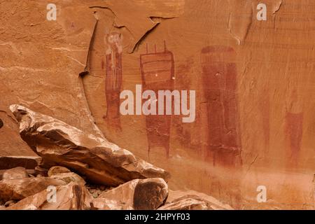 The Barrier Canyon Style pictographs in Black Dragon Canyon on the edge of the San Rafael Swell in Utah were painted by the Archaic Culture Native Ame Stock Photo