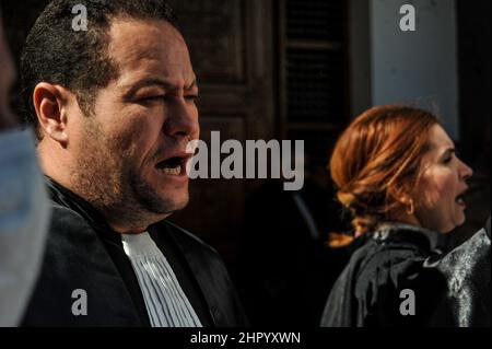 Tunis, Tunisia. 24th Feb, 2022. Tunis, Tunisia. 24 February 2022. The Tunisian Judges Association hold a protest outside the Court of Cassation in Tunis against what they view as constraints placed on the judiciary by President Saied. Tunisian President Kais Saied announced his decision to dissolve the Supreme Judicial Council earlier in February, while extending the state of emergency in the country until the end of 2022 (Credit Image: © Hasan Mrad/IMAGESLIVE via ZUMA Press Wire) Stock Photo